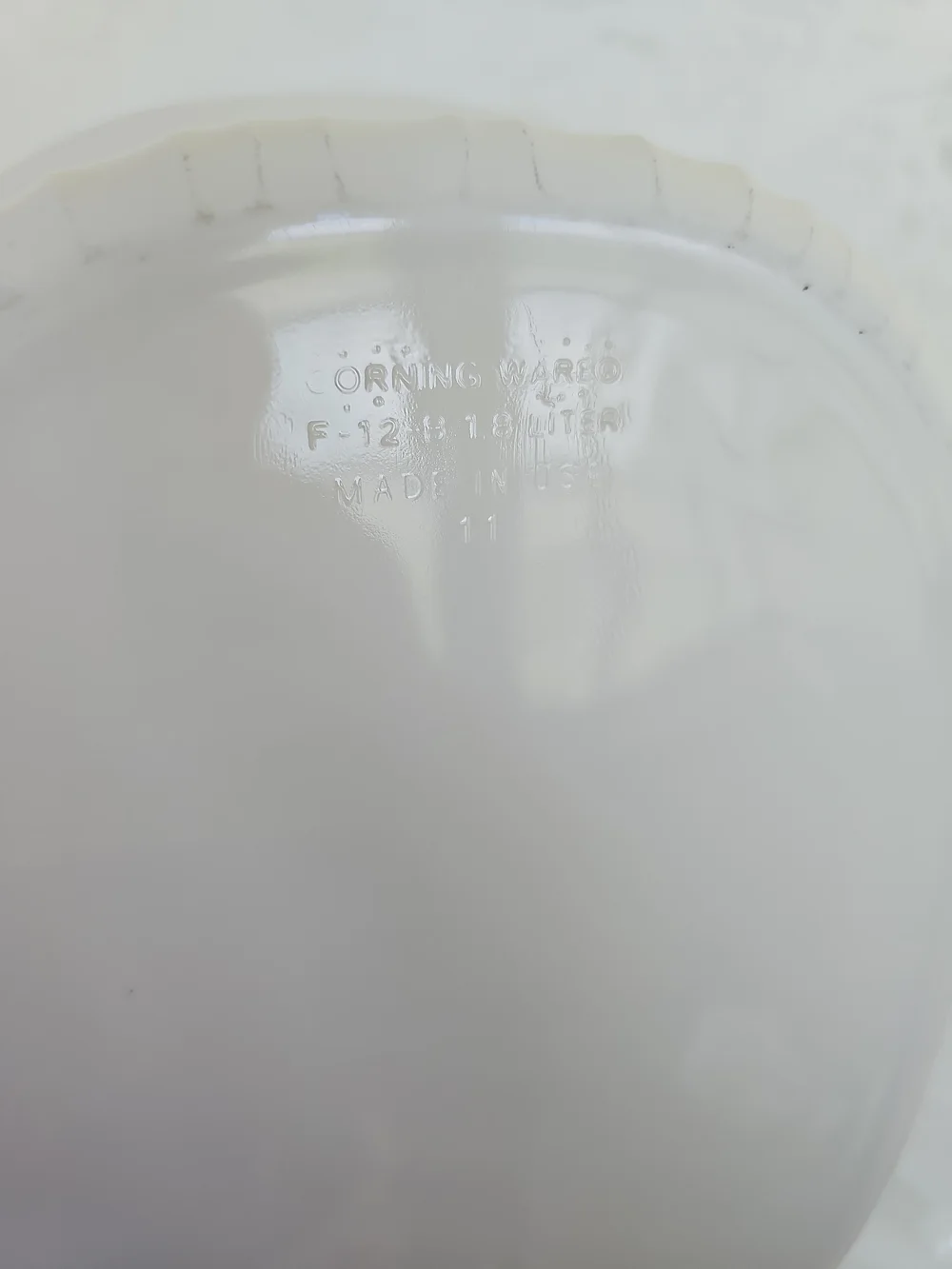 CorningWare French White Casserole Dish Glass Pyrex Lid 1.8 Liter F-12-B USA